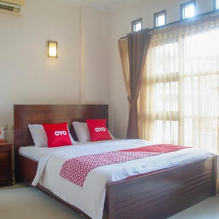 Hotel Oyo 3894 Karunia Muslim Syariah Dżakarta Zewnętrze zdjęcie