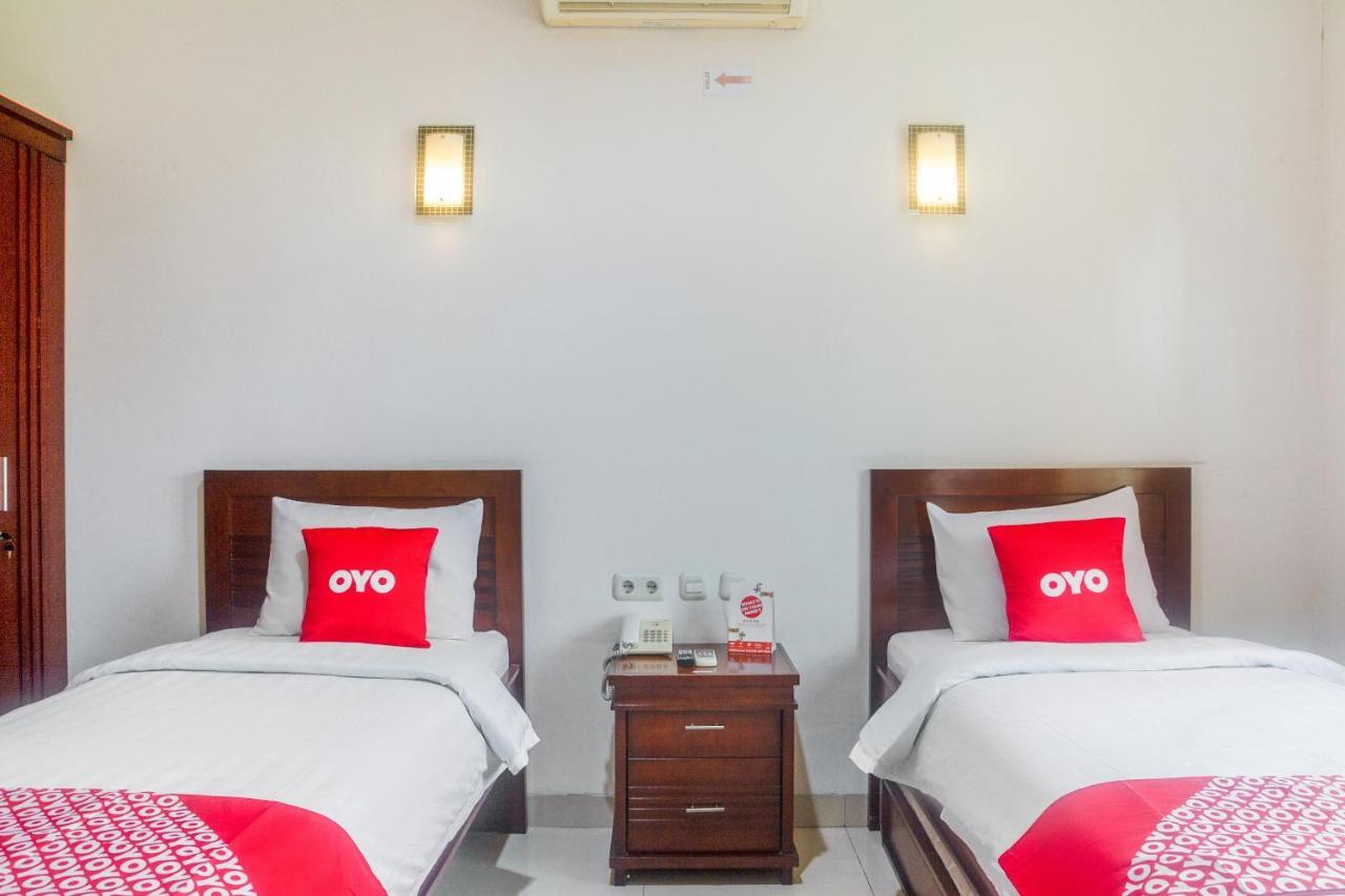 Hotel Oyo 3894 Karunia Muslim Syariah Dżakarta Zewnętrze zdjęcie