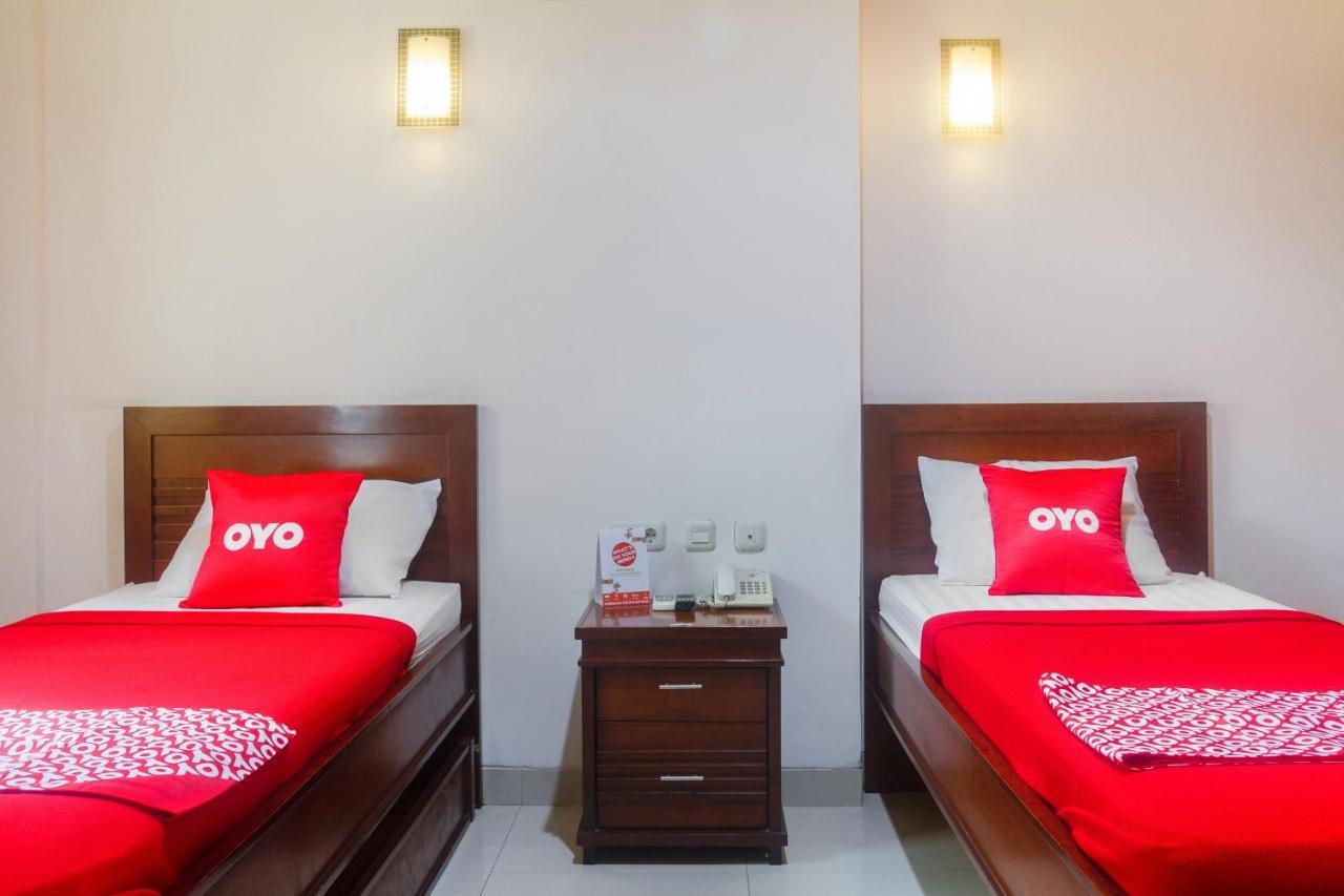 Hotel Oyo 3894 Karunia Muslim Syariah Dżakarta Zewnętrze zdjęcie