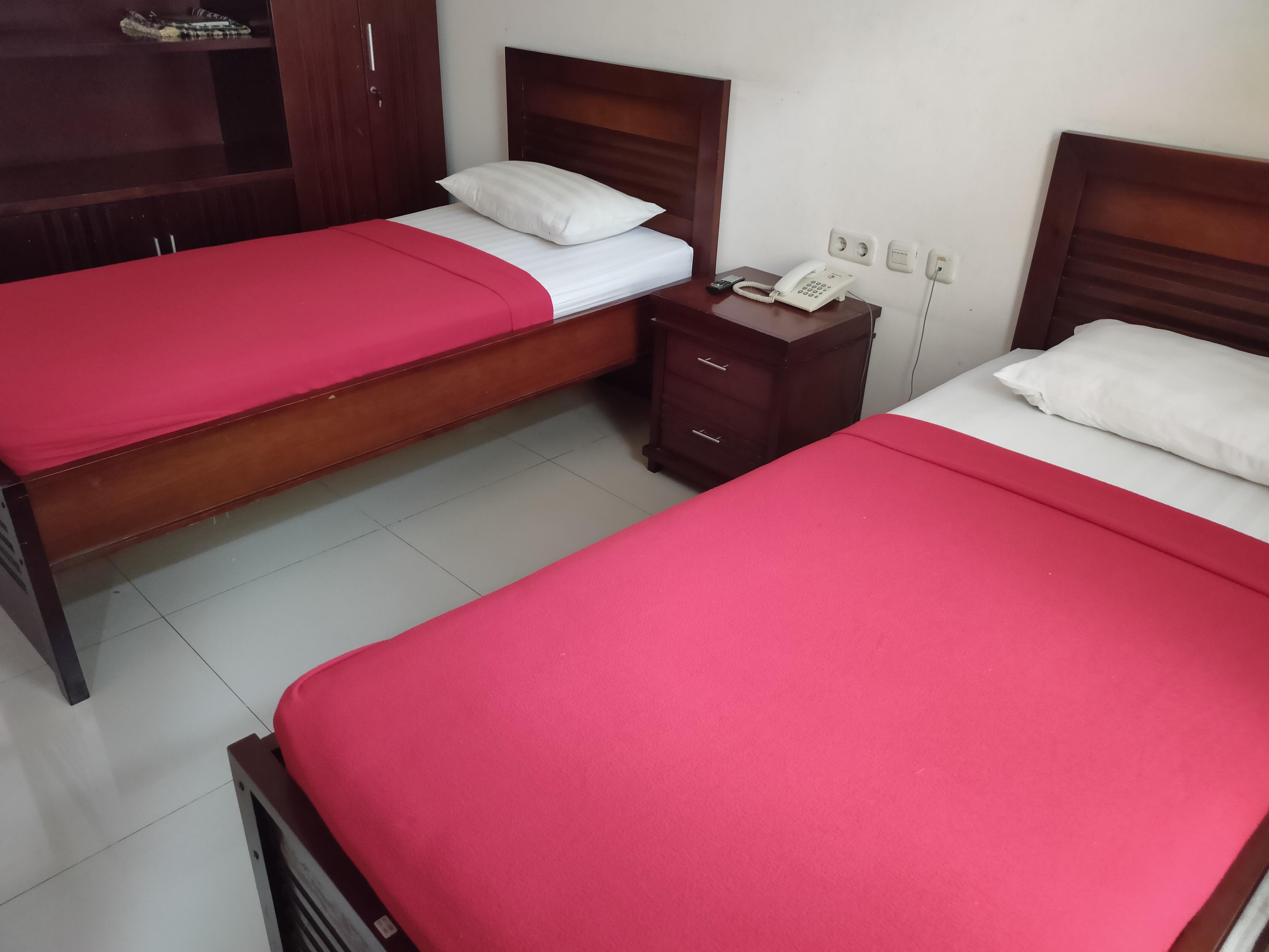Hotel Oyo 3894 Karunia Muslim Syariah Dżakarta Zewnętrze zdjęcie
